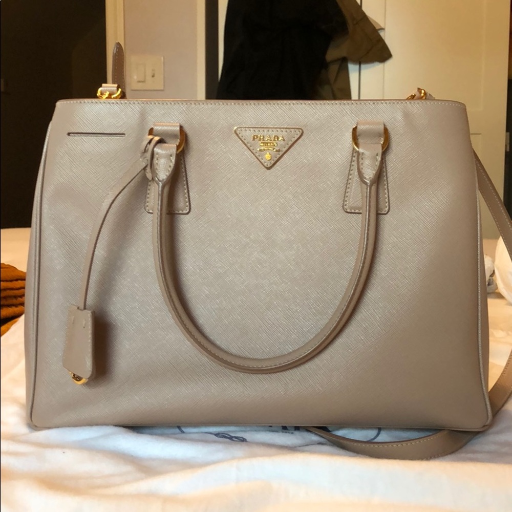 Like New Prada Saffiano Lux Tote Small Cammeo
